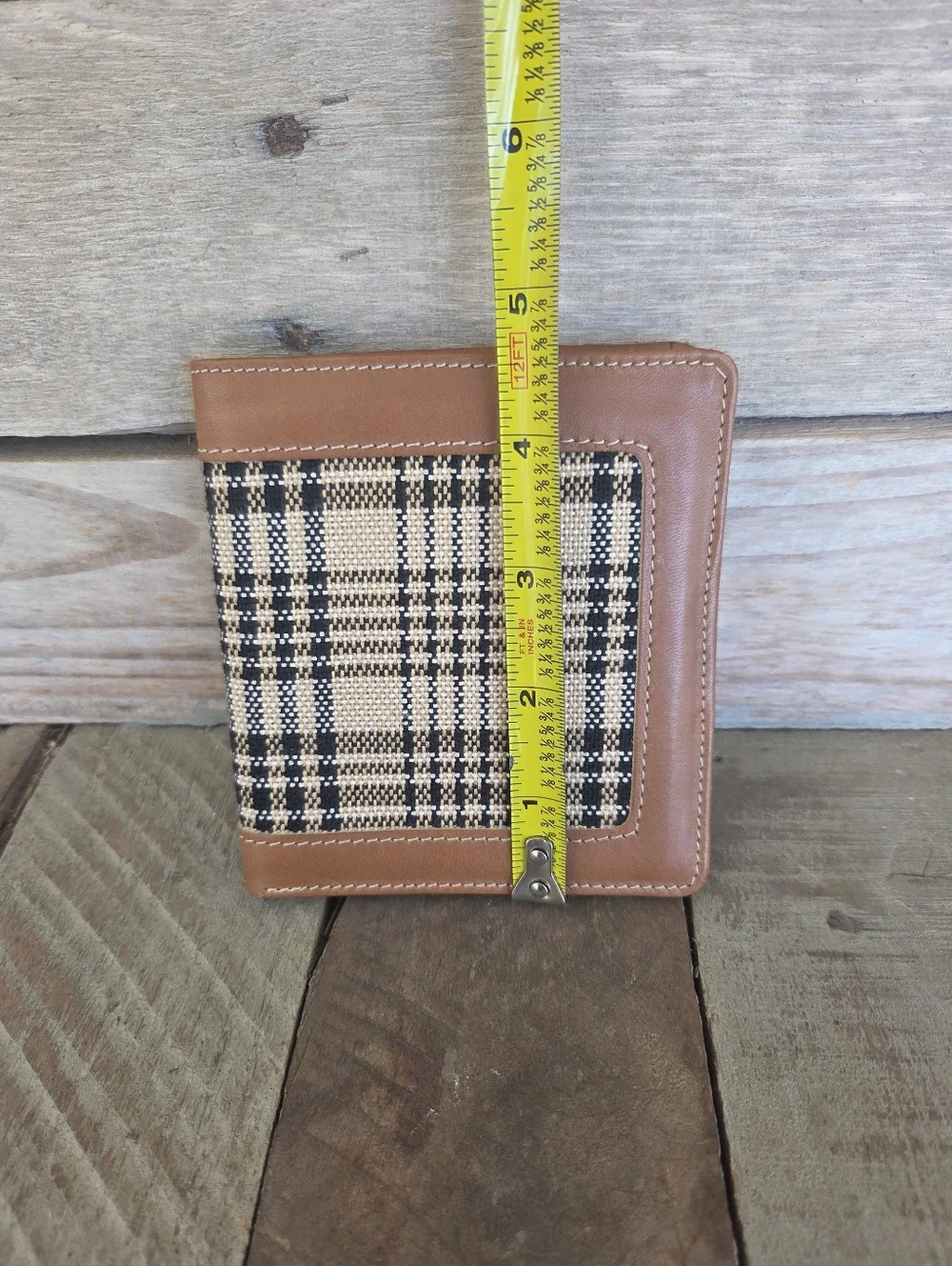 5A Baker & Company Bifold Wallet - Picture 10 of 11